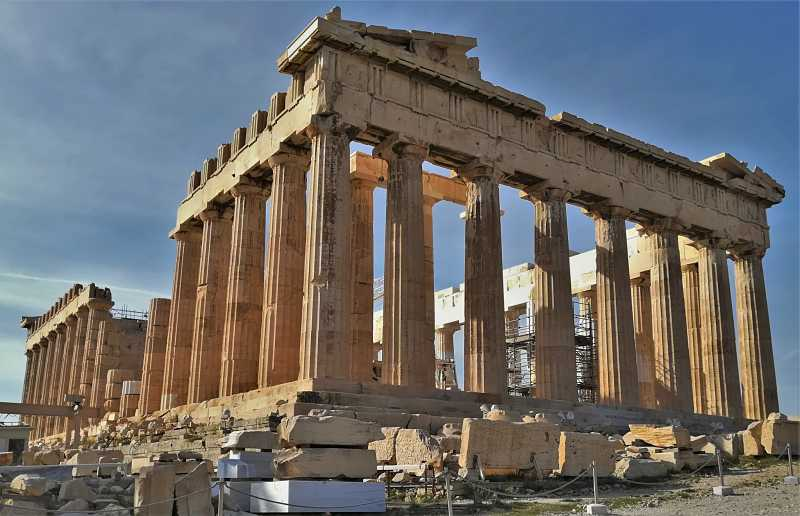 El Partenón en Atenas, Grecia.